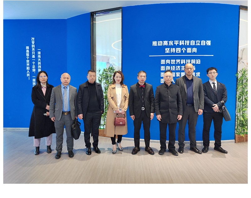 阿聯(lián)酋中國(guó)農(nóng)產(chǎn)品協(xié)會(huì)來(lái)天香生物、邵陽(yáng)紅出貨倉(cāng)考察合作