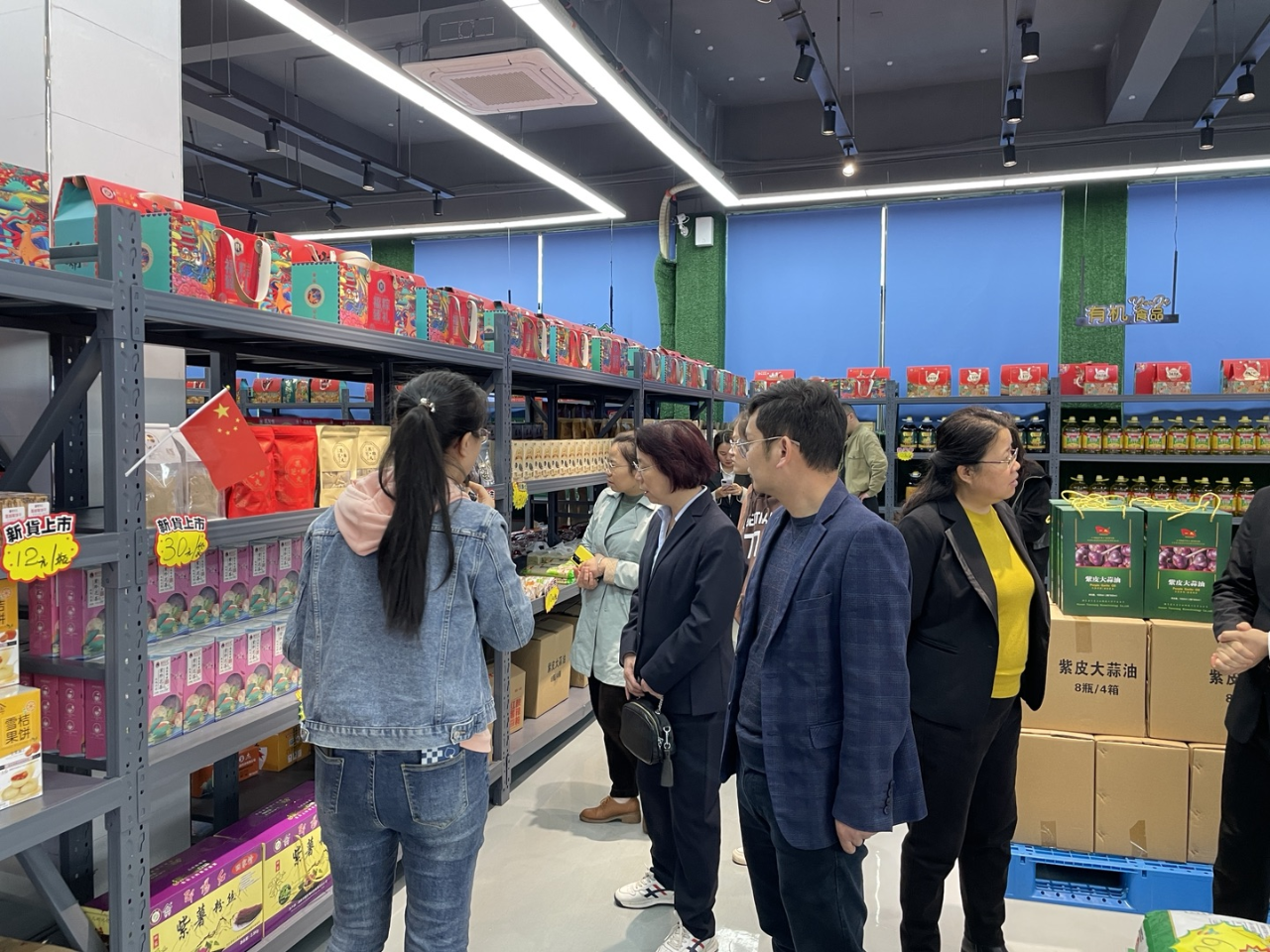 寶東農牧蒞臨邵陽紅促進會副會長單位天香生物園區(qū)交流洽談合作