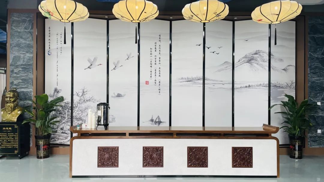 種下梧桐樹(shù)，引得鳳凰來(lái)