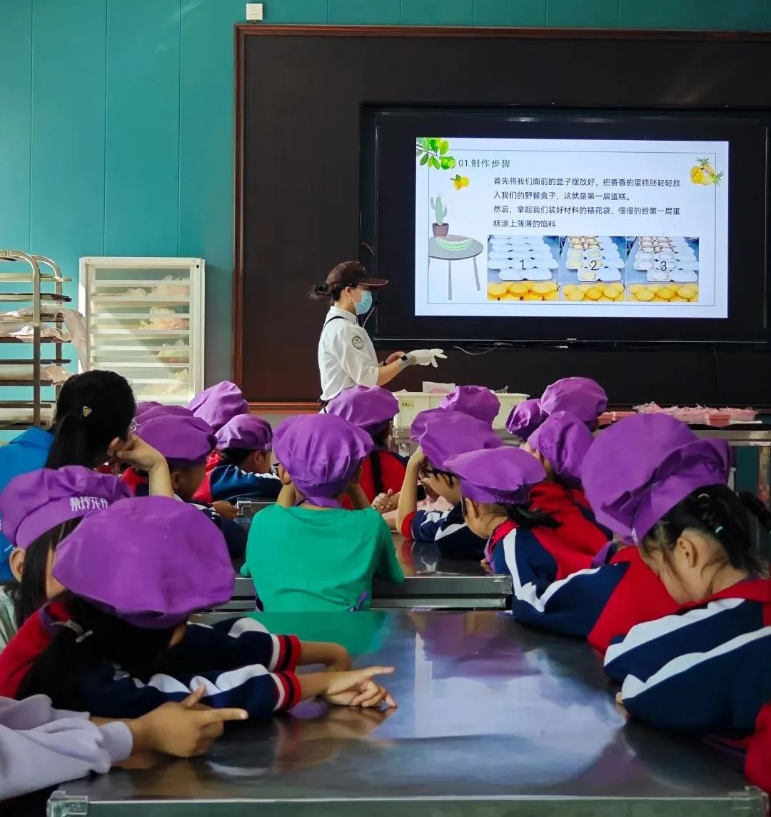 雙清區(qū)“愛(ài)心護(hù)航，助夢(mèng)成長(zhǎng)”