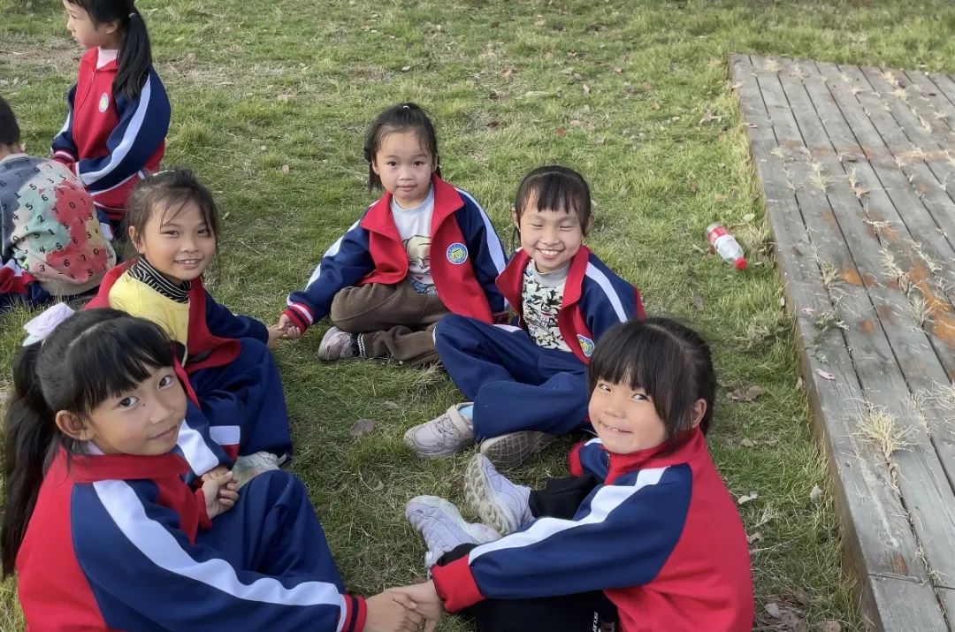 雙清區(qū)“愛(ài)心護(hù)航，助夢(mèng)成長(zhǎng)”